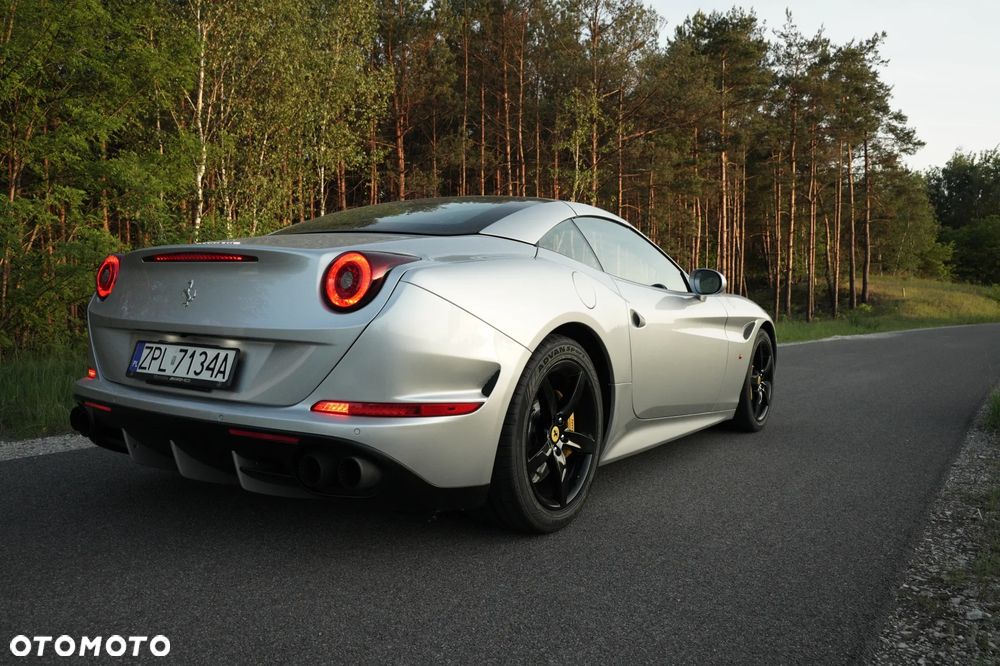 Ferrari California T - 27