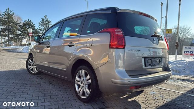 Peugeot 5008 HDI FAP 150 Platinum - 9