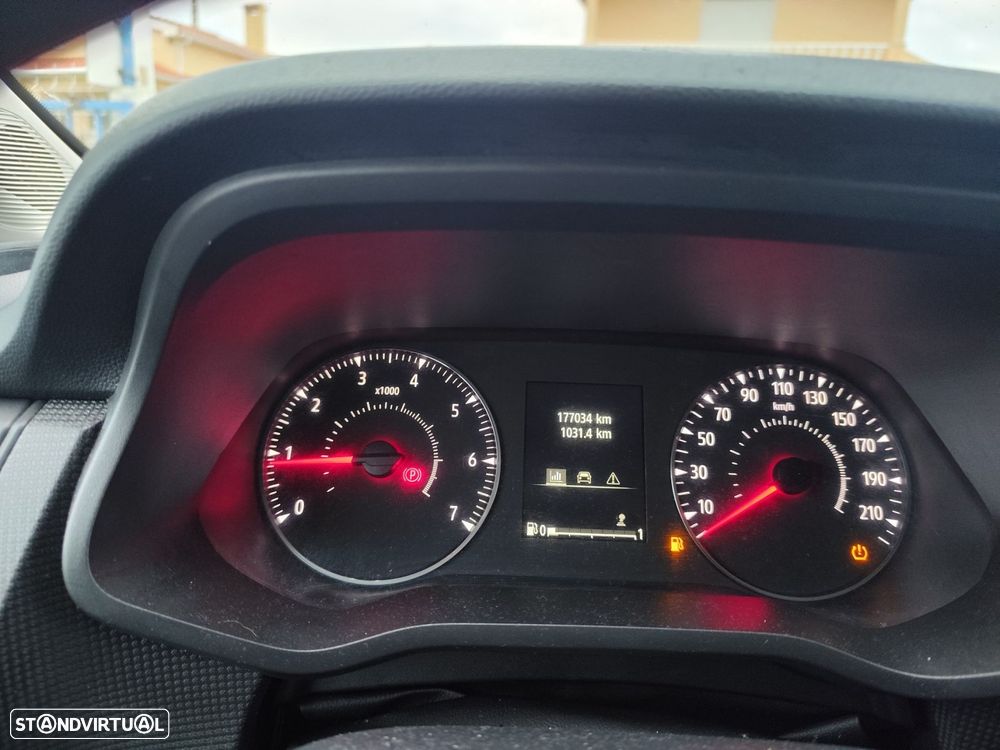 Renault Trafic 2.0 dCi L2H1 1.2T G.Life - 17