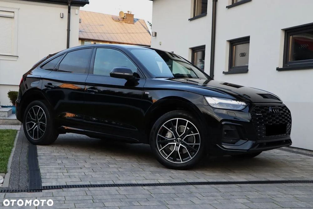 Audi Q5 Sportback - 4