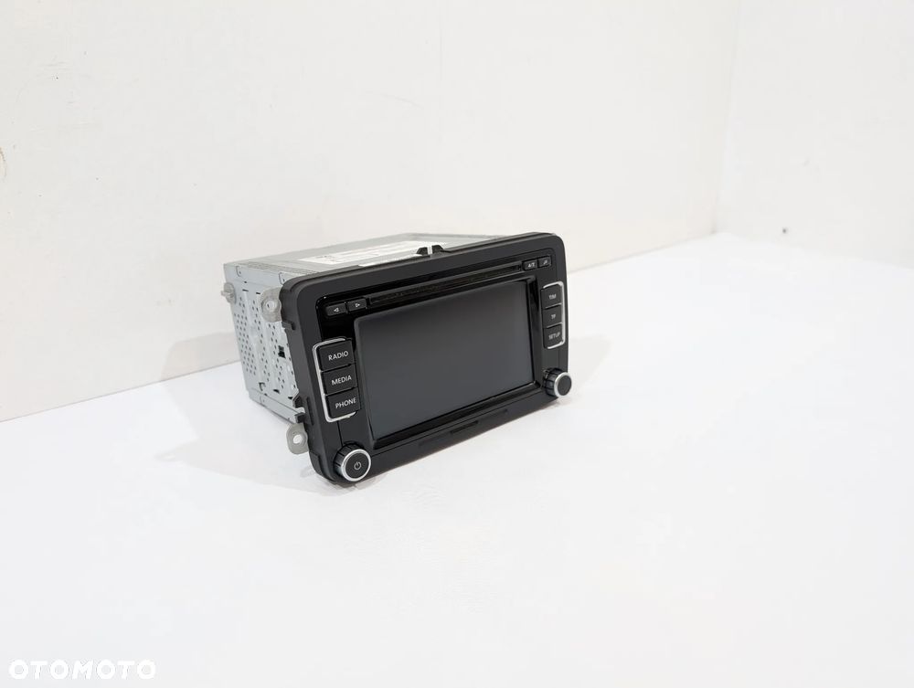 VW PASSAT B7 TOURAN TIGUAN GOLF VI RADIO CD 3C8035195F - 2