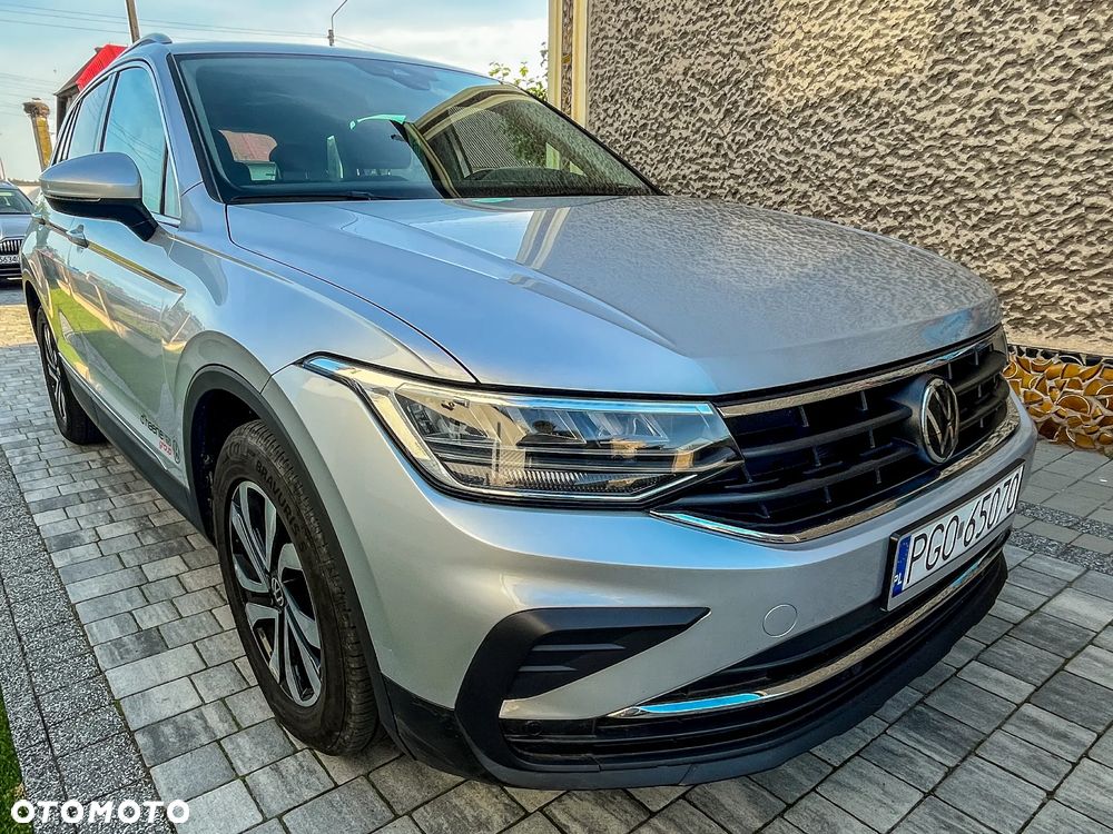Volkswagen Tiguan - 21