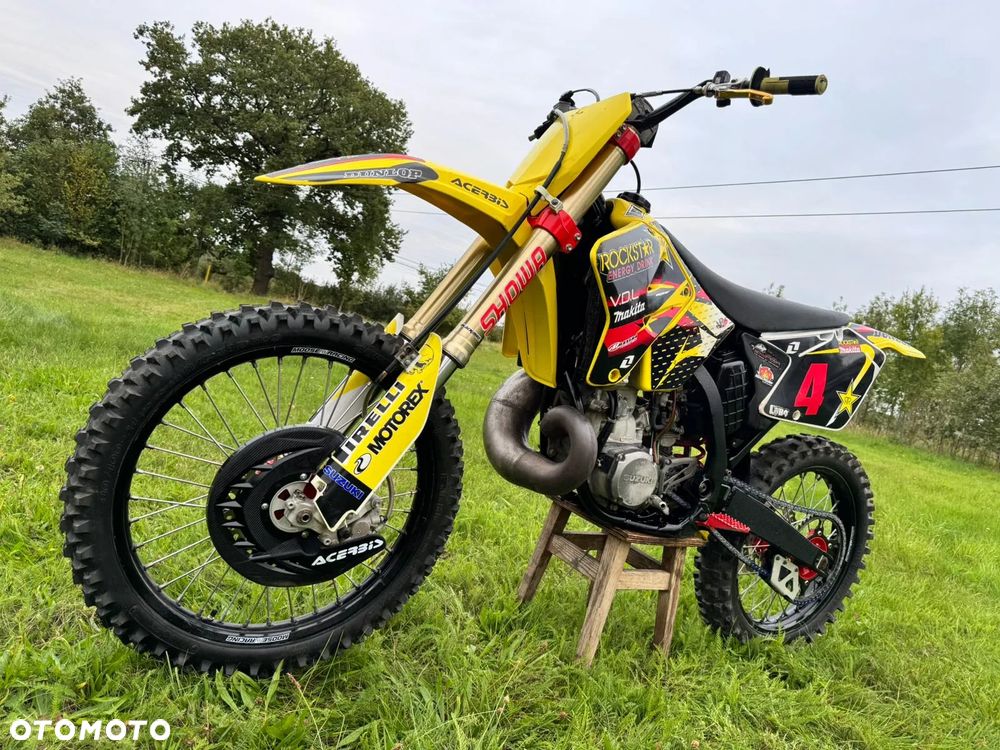Suzuki RM - 9