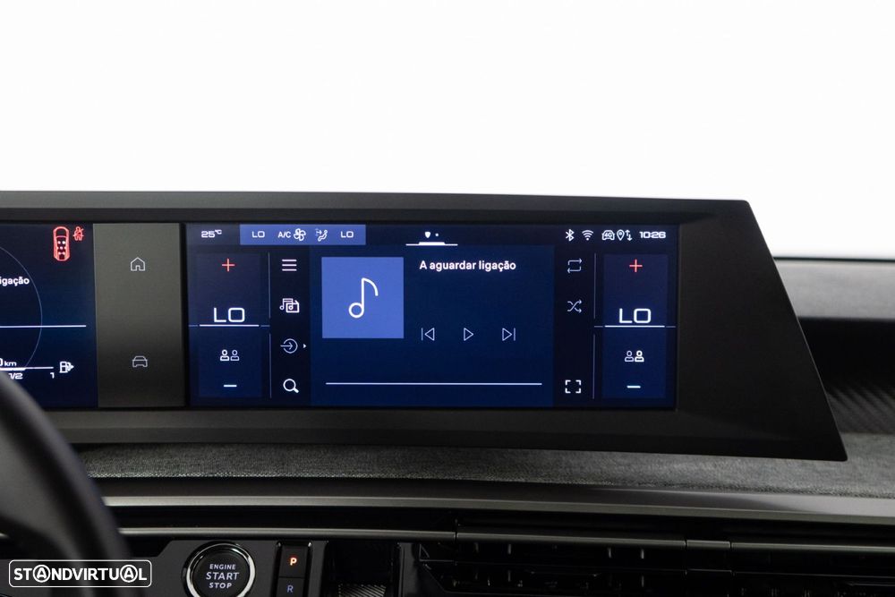 Peugeot 5008 1.2 Hybrid Allure e-DCS6 - 21