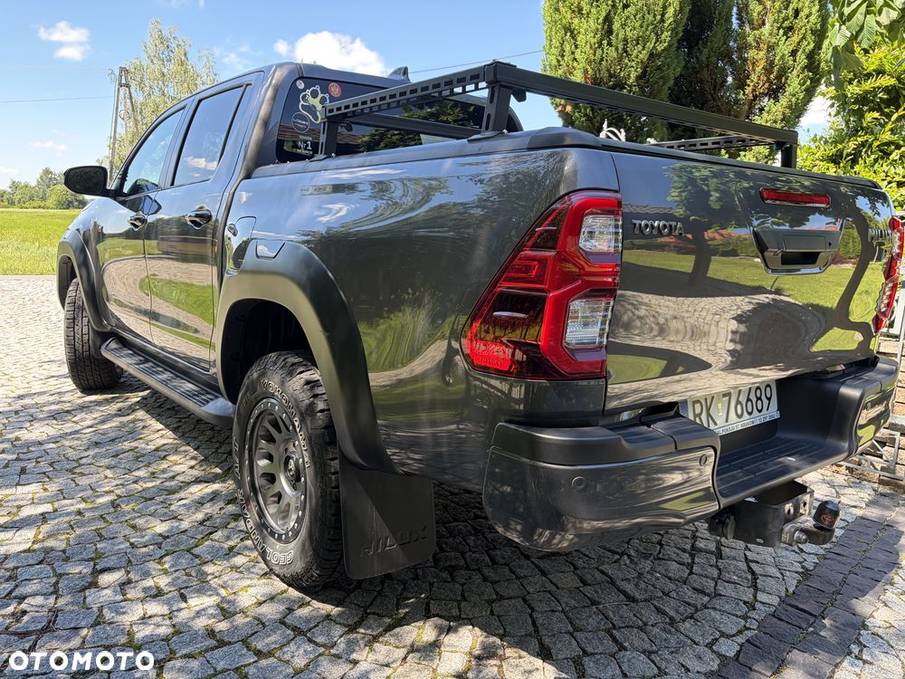 Toyota Hilux 2.8 D-4D Double Cab GR Sport 4x4 - 4