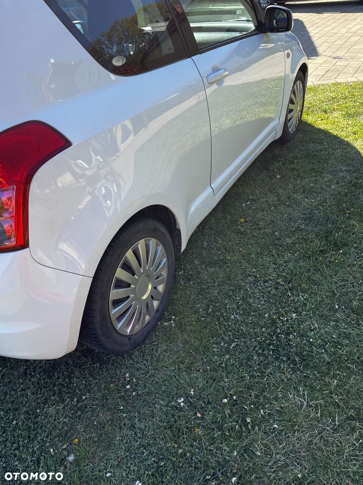 Suzuki Swift 1.3 Classic - 7