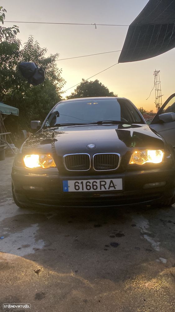 BMW 320 d Touring - 8