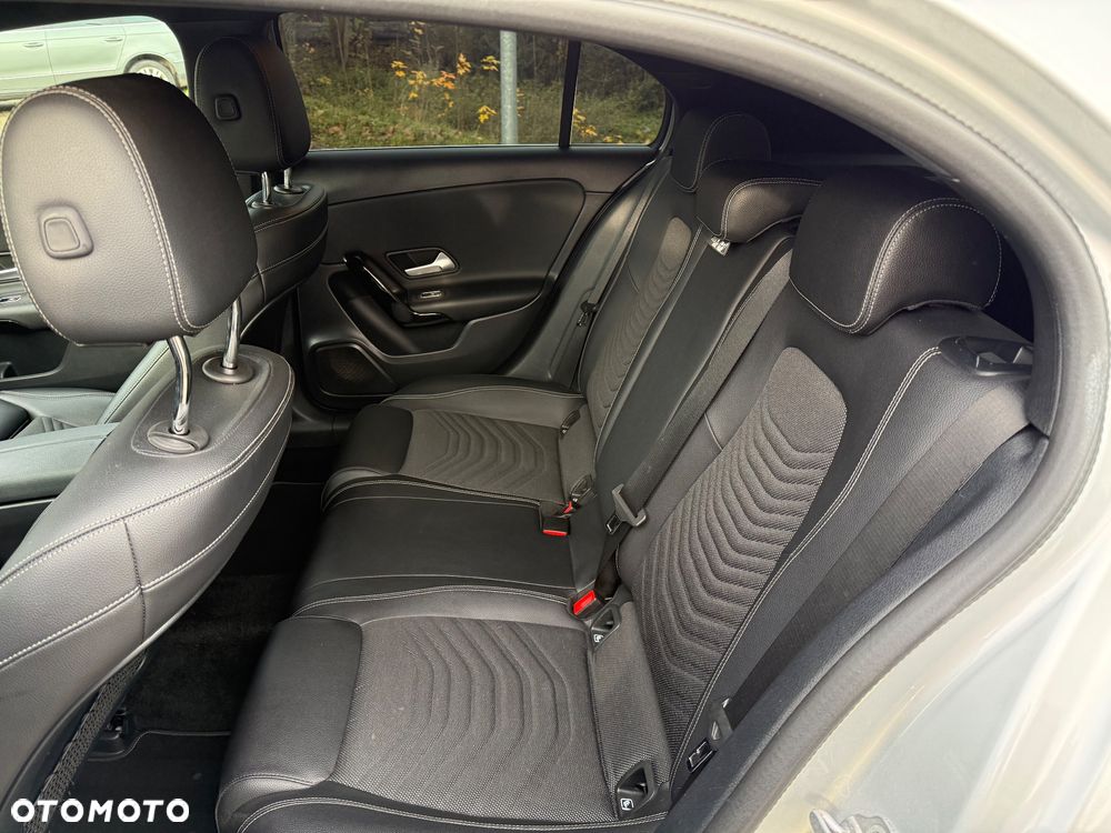 Mercedes-Benz Klasa A 180 d 7G-DCT - 36