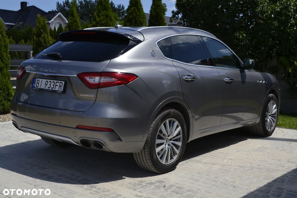 Maserati Levante - 14