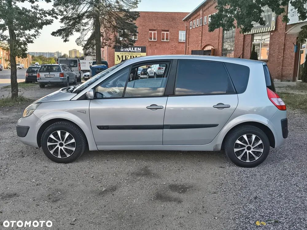 Renault Scenic 1.6 16V Confort Authentique - 4