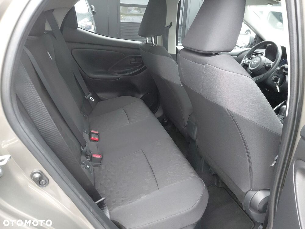 Toyota Yaris Hybrid 1.5 Style - 10