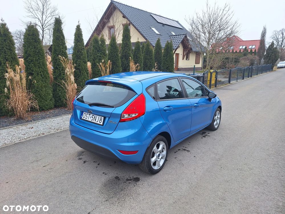 Ford Fiesta - 4