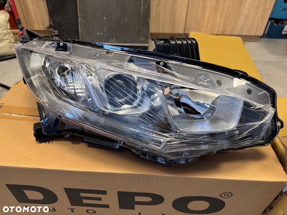 Honda Civic X reflektor przód nowy - 3