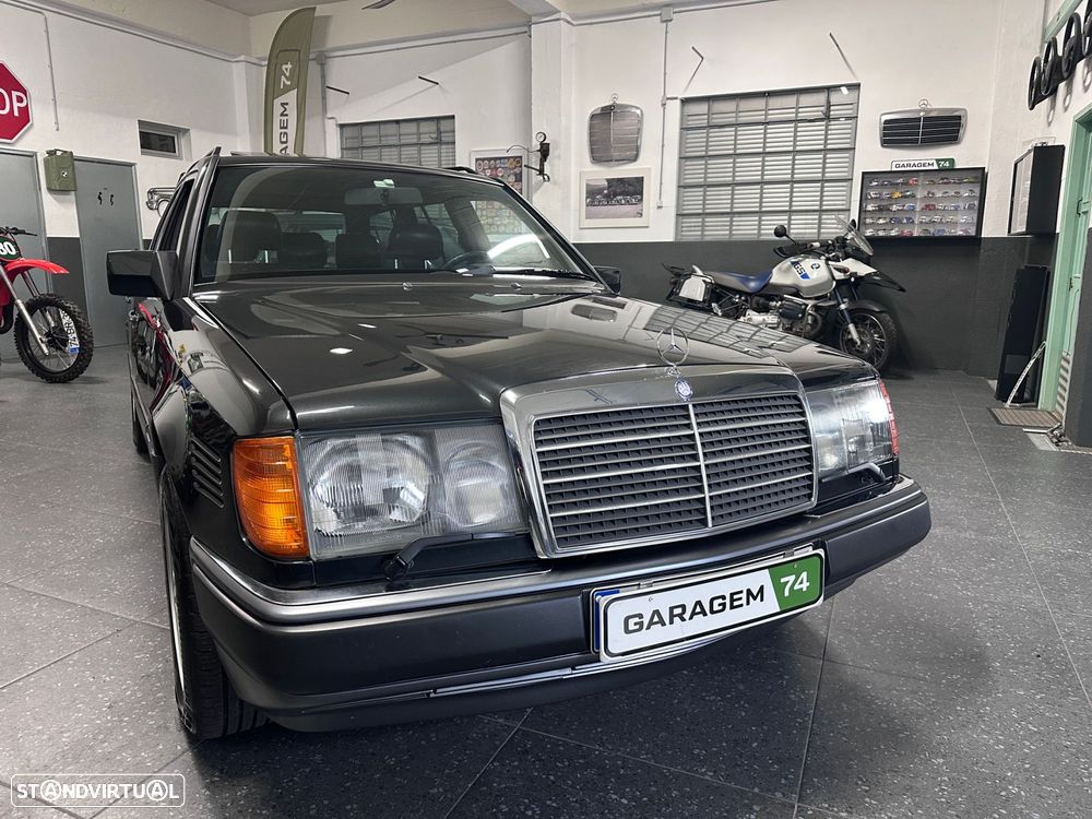 Mercedes-Benz E 250 D Turbo - 20