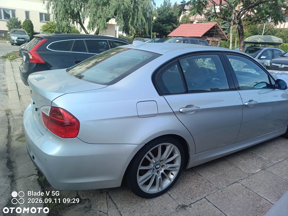 BMW Seria 3 318i Edition Exclusive - 1