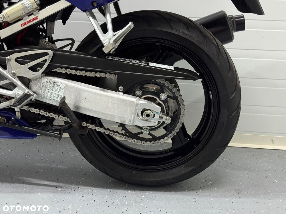 Honda CBR - 13