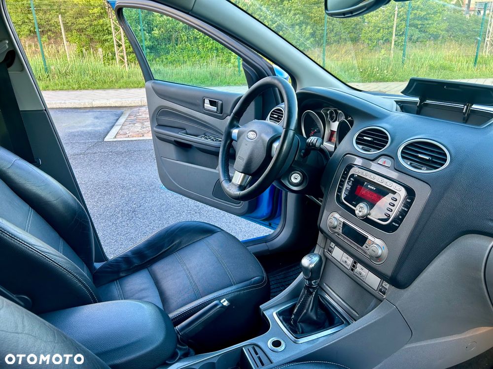 Ford Focus 1.8 FF Platinium X - 8