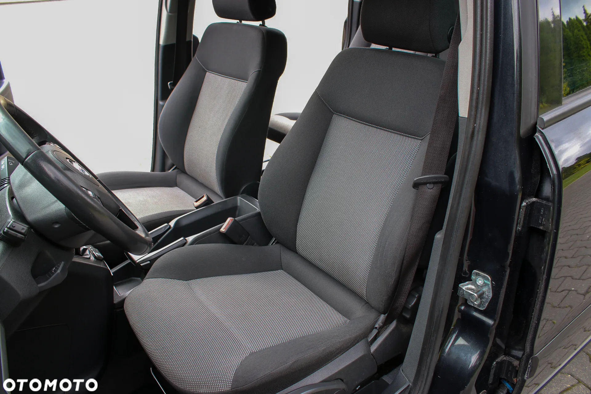 Opel Zafira 1.8 Navi - 34