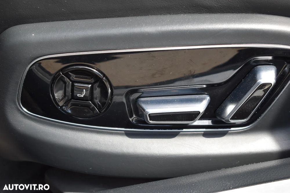 Audi A8 3.0 50 TDI quattro Tiptronic - 24