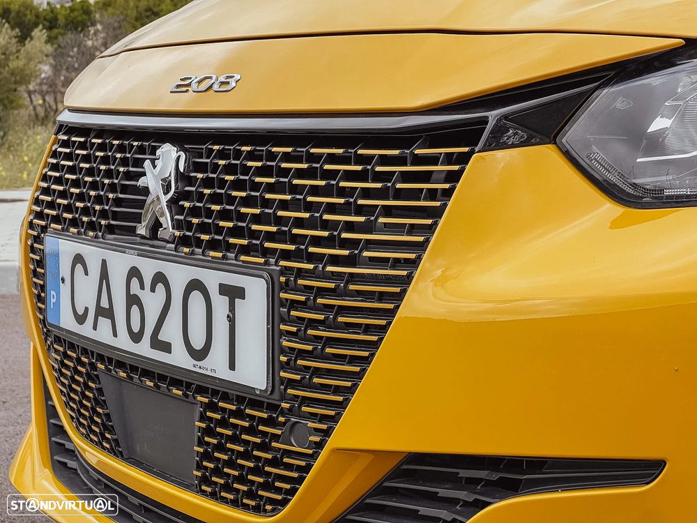 Peugeot 208 - 6
