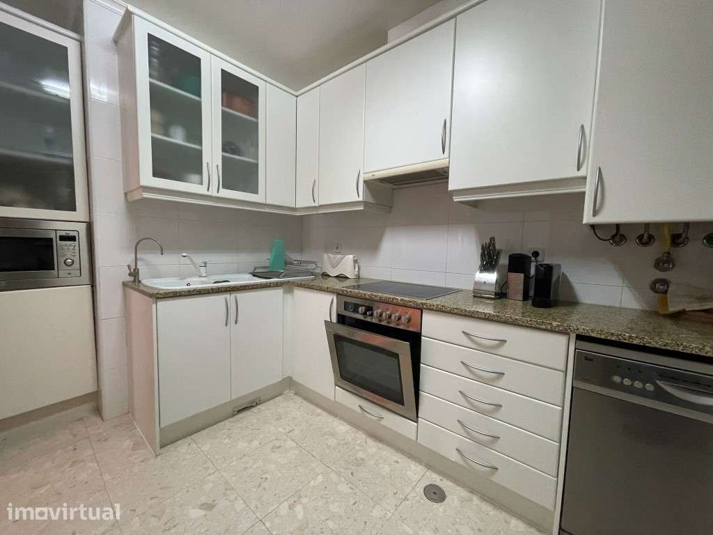 Apartamento T3 em Buarcos - Figueira da Foz | Vista Mar e Cidade - Grande imagem: 4/25