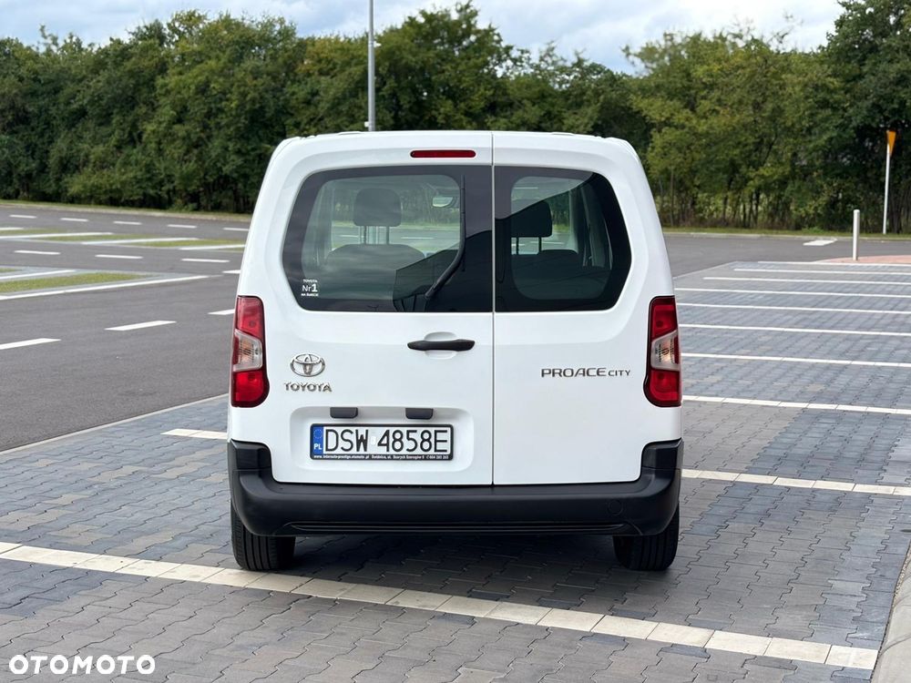 Toyota Proace City Verso 1.2 D-4T Business - 17