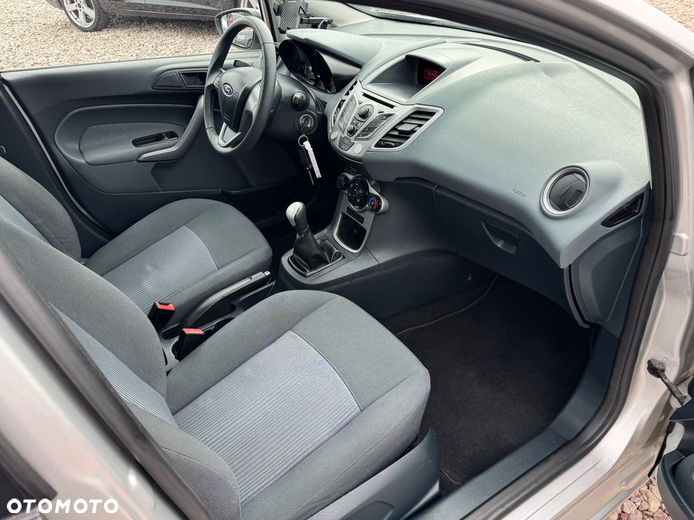 Ford Fiesta - 5