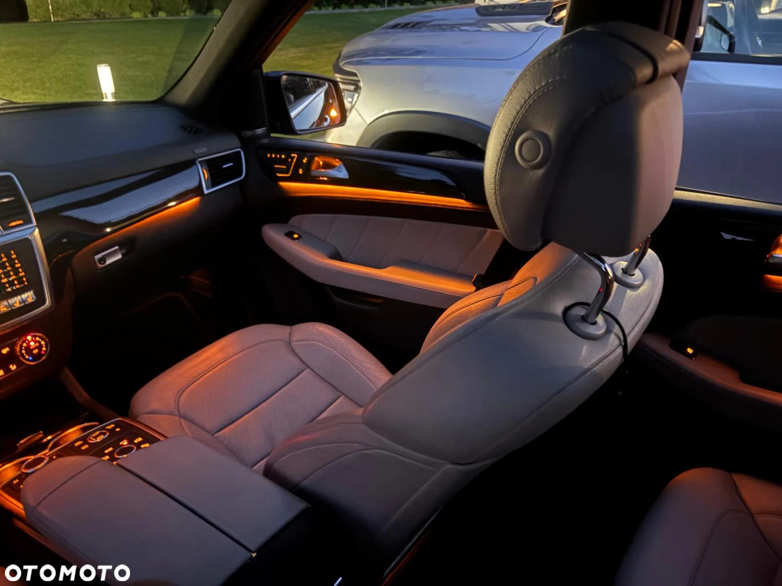 Mercedes-Benz GL 400 4-Matic - 15