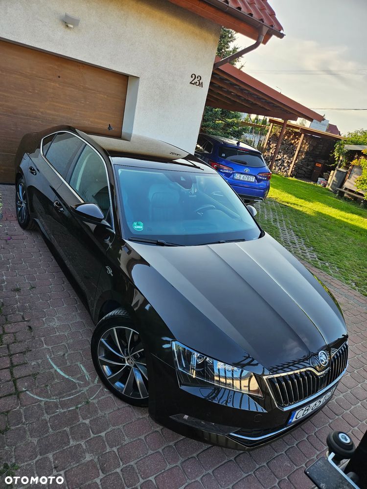 Skoda Superb 2.0 TDI L&K DSG - 2