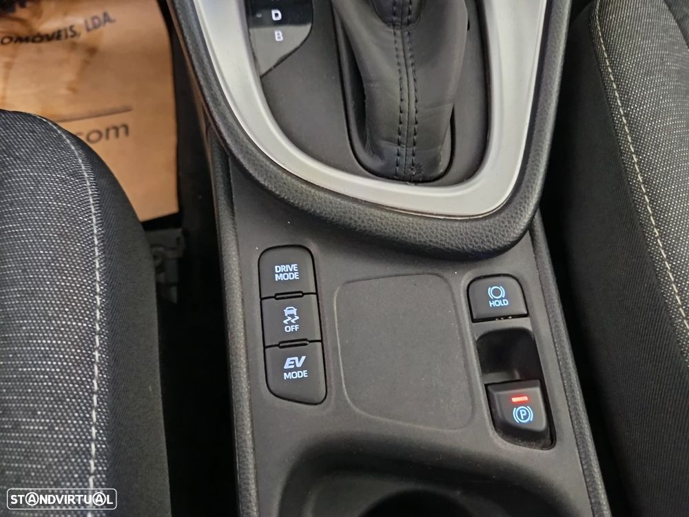 Toyota Yaris 1.5 HDF Comfort Plus - 23