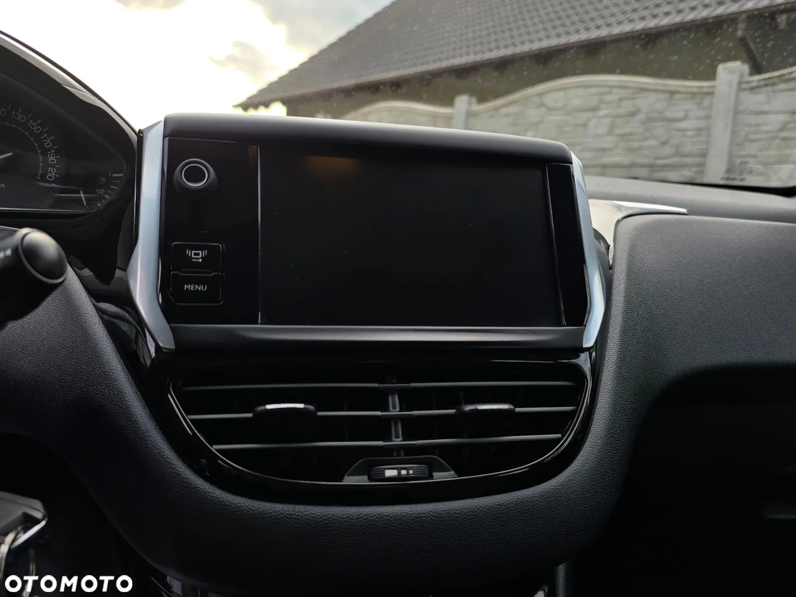 Peugeot 208 PureTech 82 Urban Move - 21