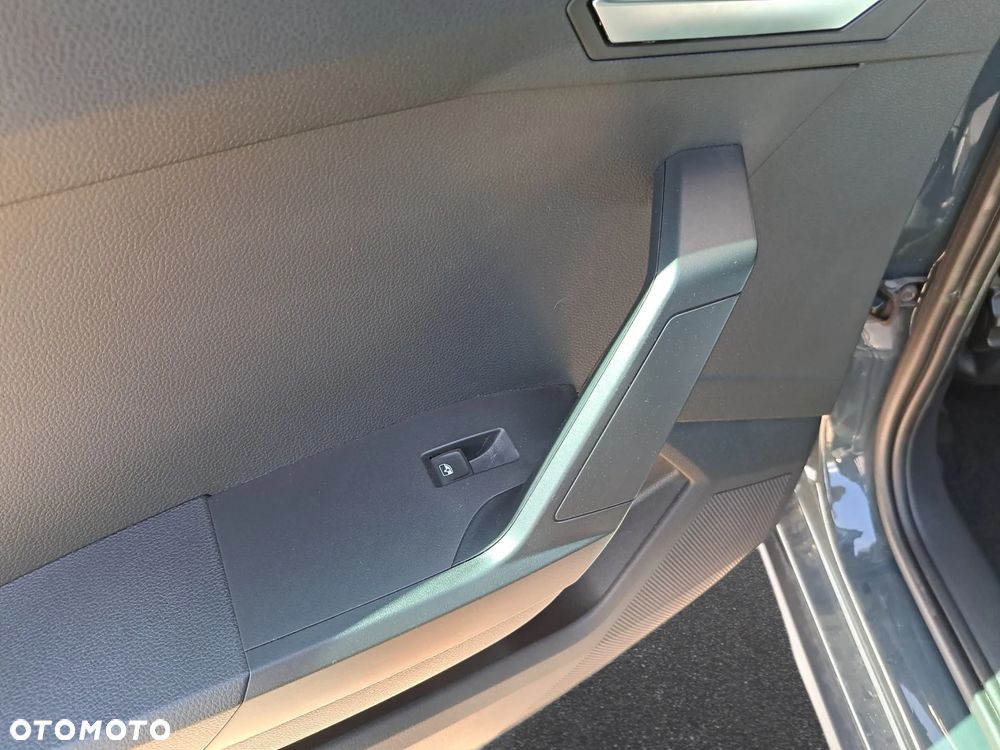 Seat Arona 1.0 TSI Marina S&S DSG - 26