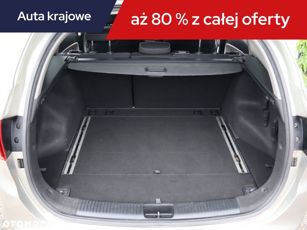 Kia Ceed - 16