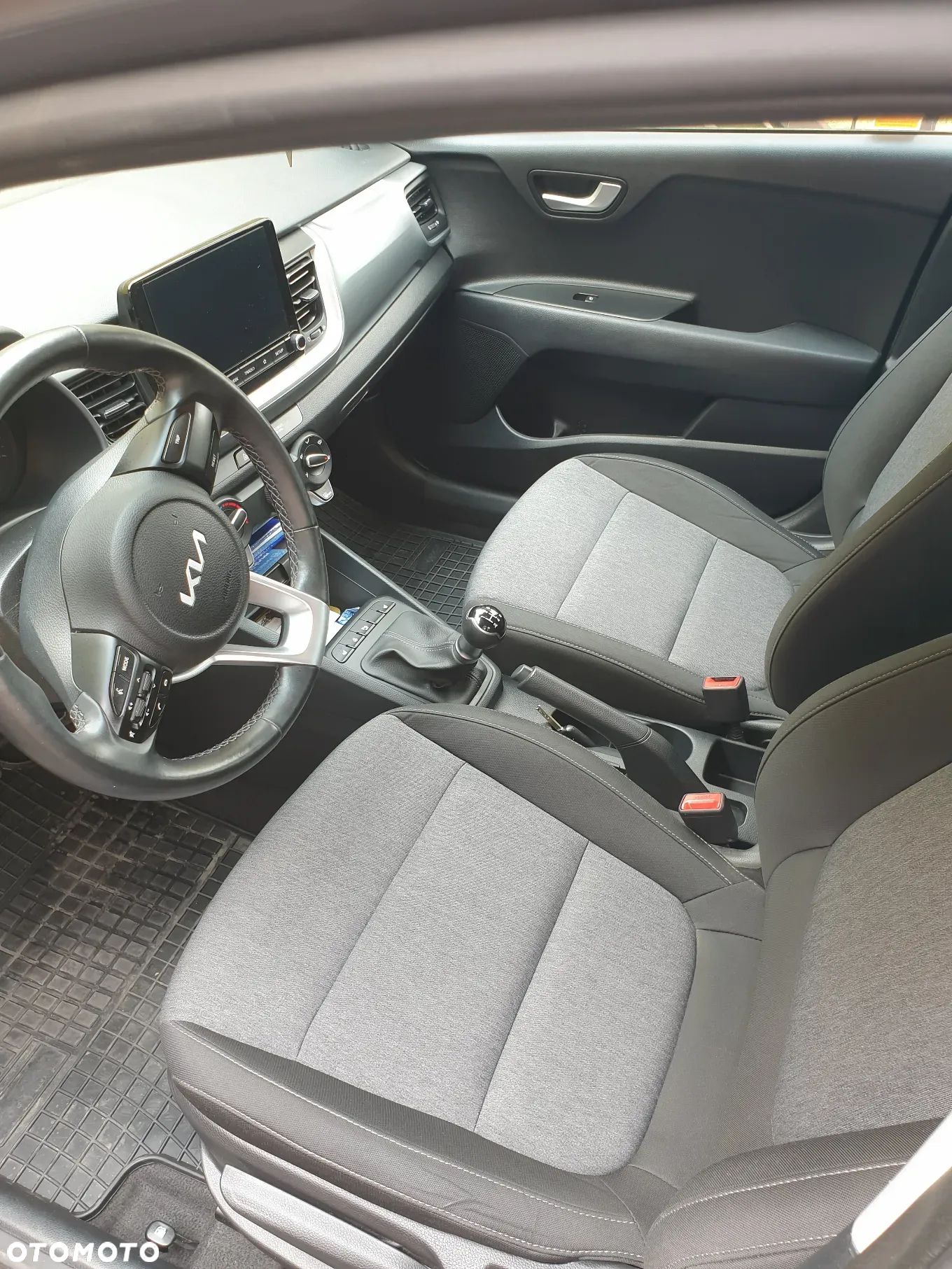 Kia Stonic 1.2 L - 13