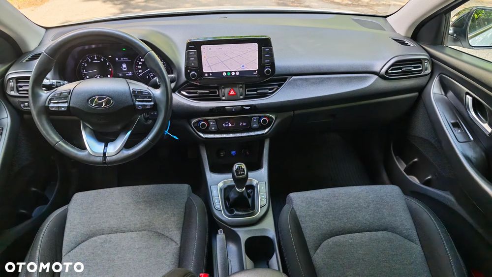 Hyundai i30 1.5 T-GDI 48V Executive - 16