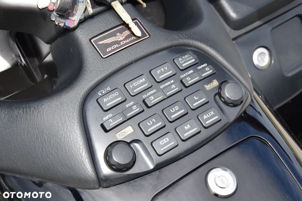 Honda GL - 11