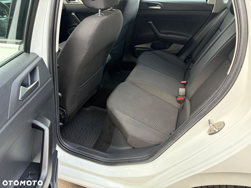 Volkswagen Polo 1.0 Comfortline - 16