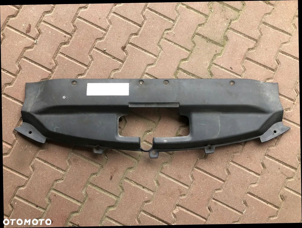 CADILLAC ESCALADE III 6,2 V8 2006-2014 OSŁONA PASA PRZEDNIEGO - 1