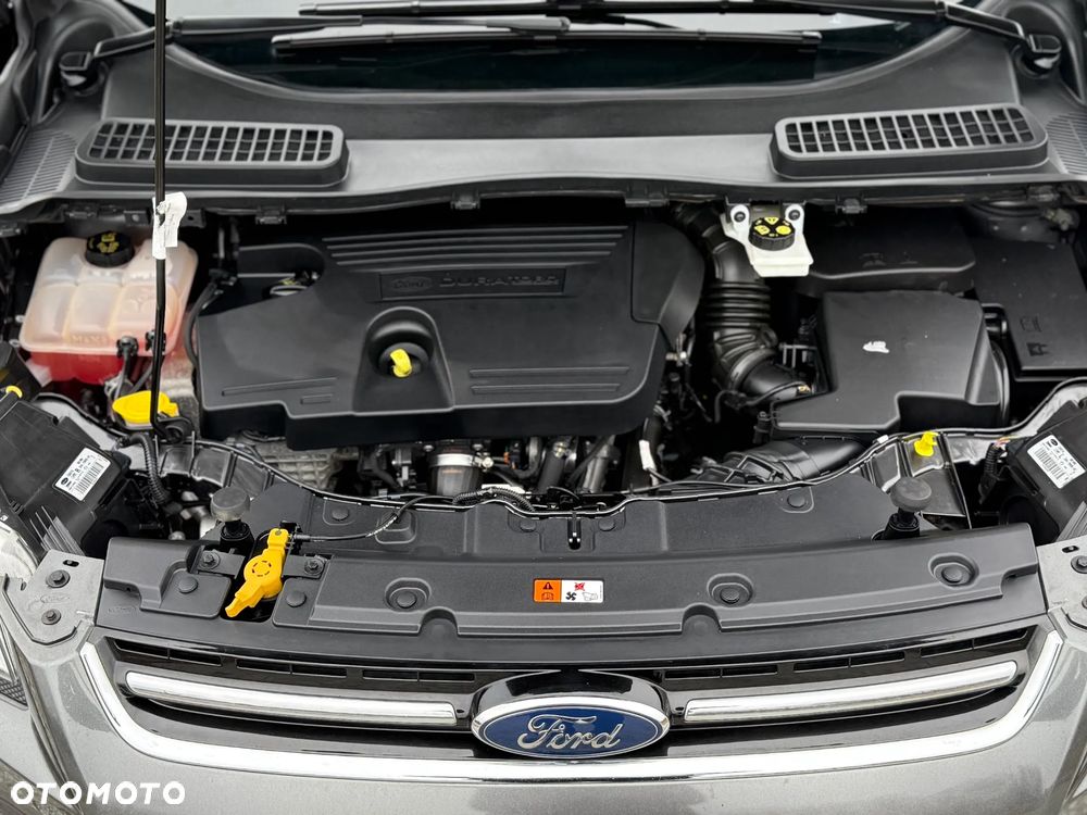 Ford Kuga 2.0 TDCi 2x4 Titanium - 10