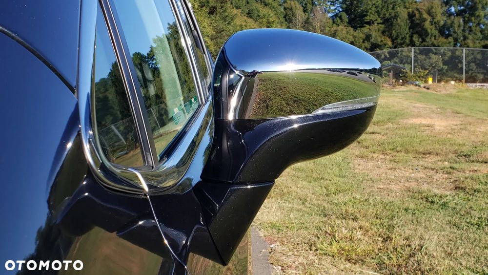 Chrysler Pacifica - 11