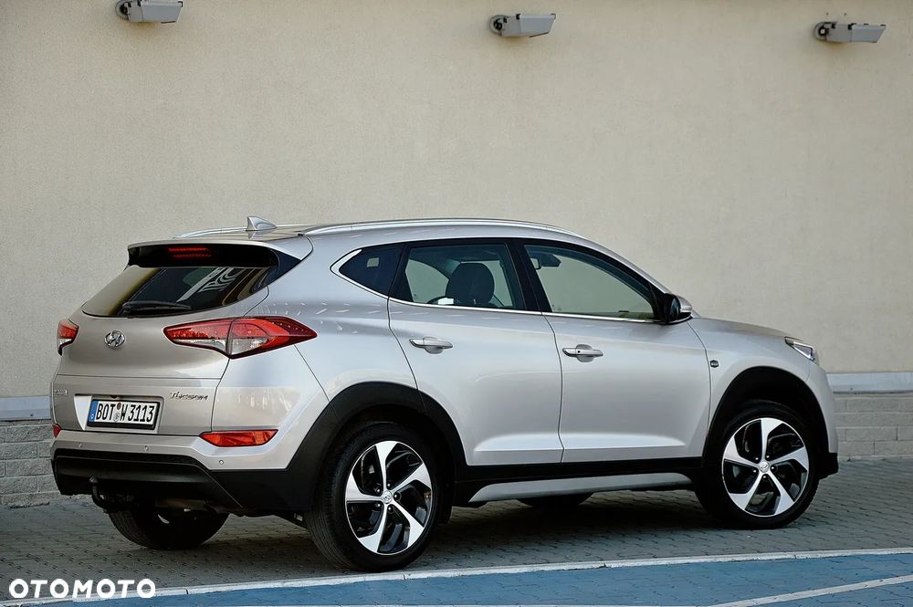 Hyundai Tucson blue 1.7 CRDi 2WD Intro Edition - 5