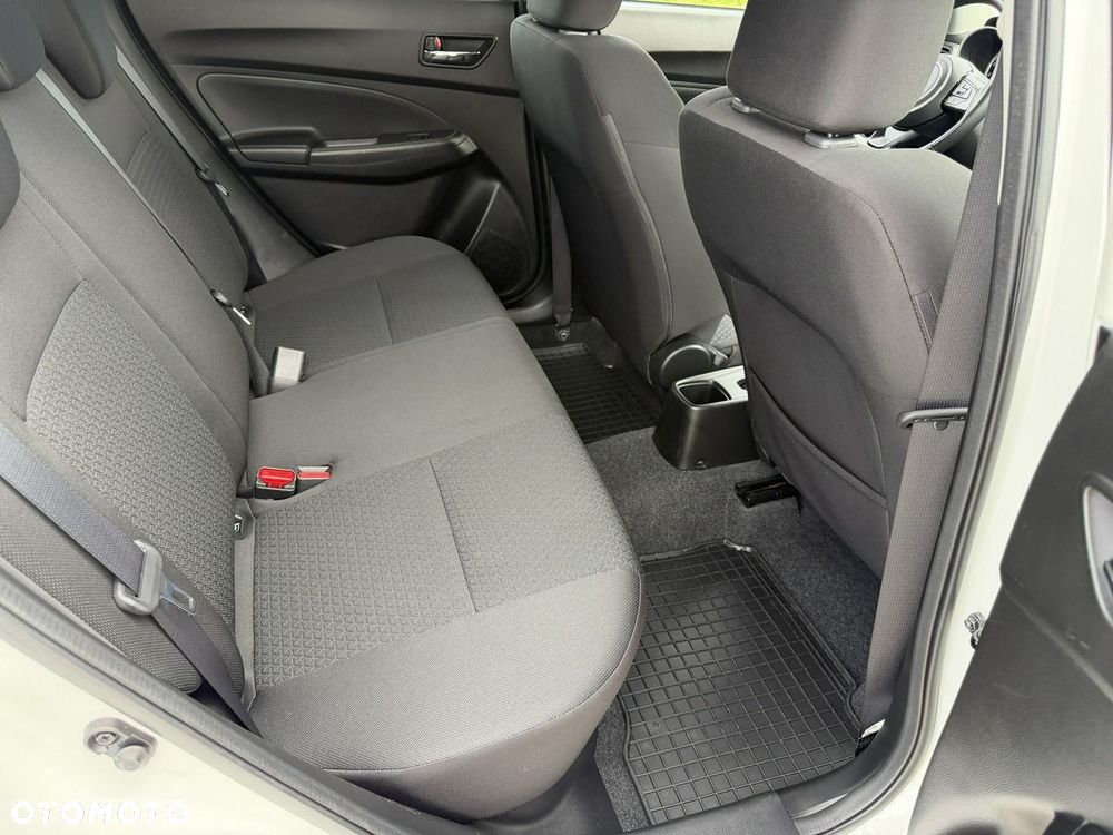 Suzuki Swift - 32