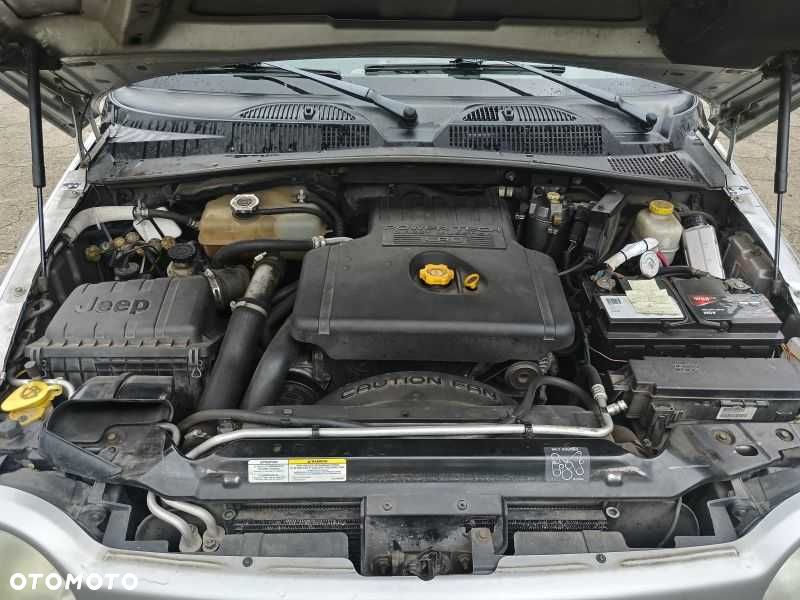 Jeep Cherokee - 6