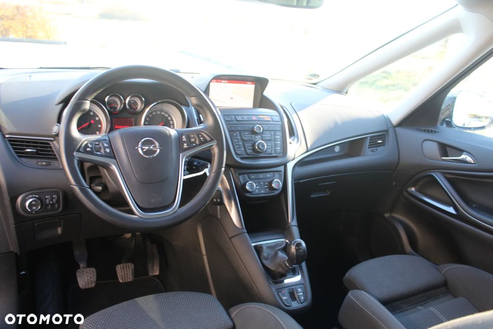 Opel Zafira Tourer 1.4 Turbo Edition - 12