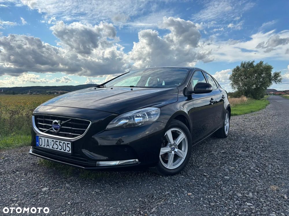Volvo V40 D2 Momentum - 2