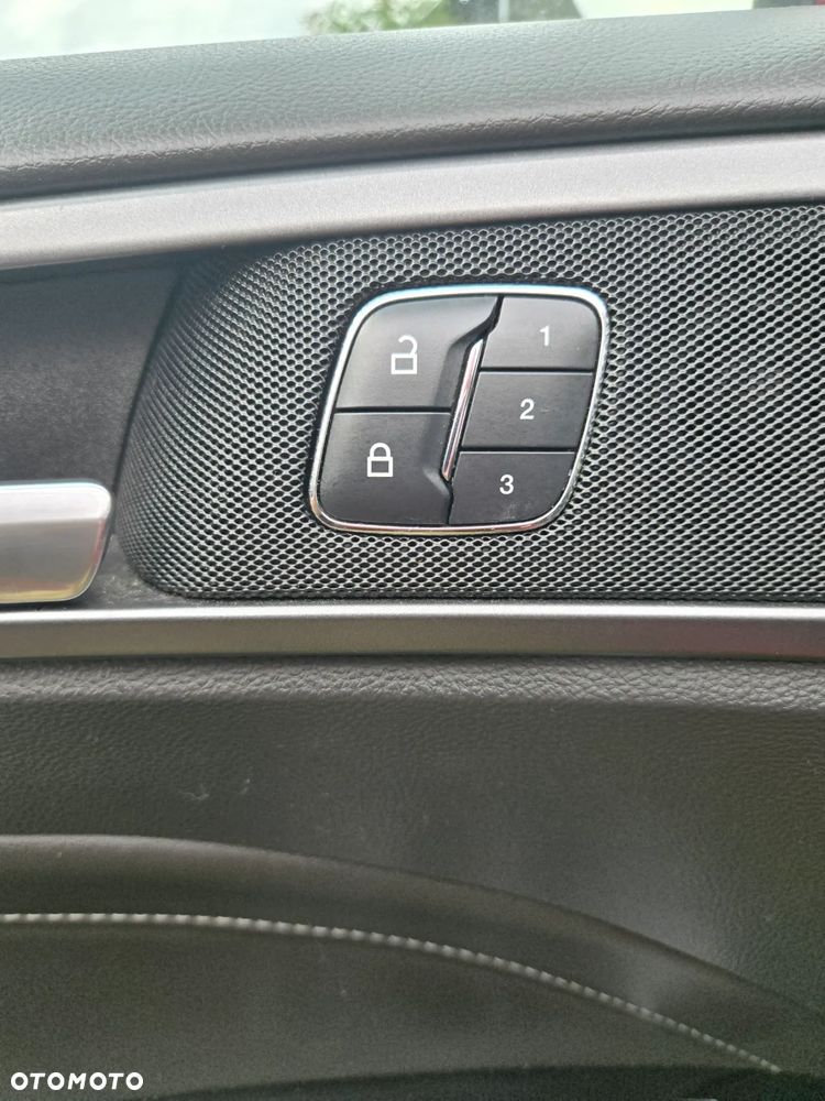 Ford Mondeo 2.0 EcoBoost Titanium - 6