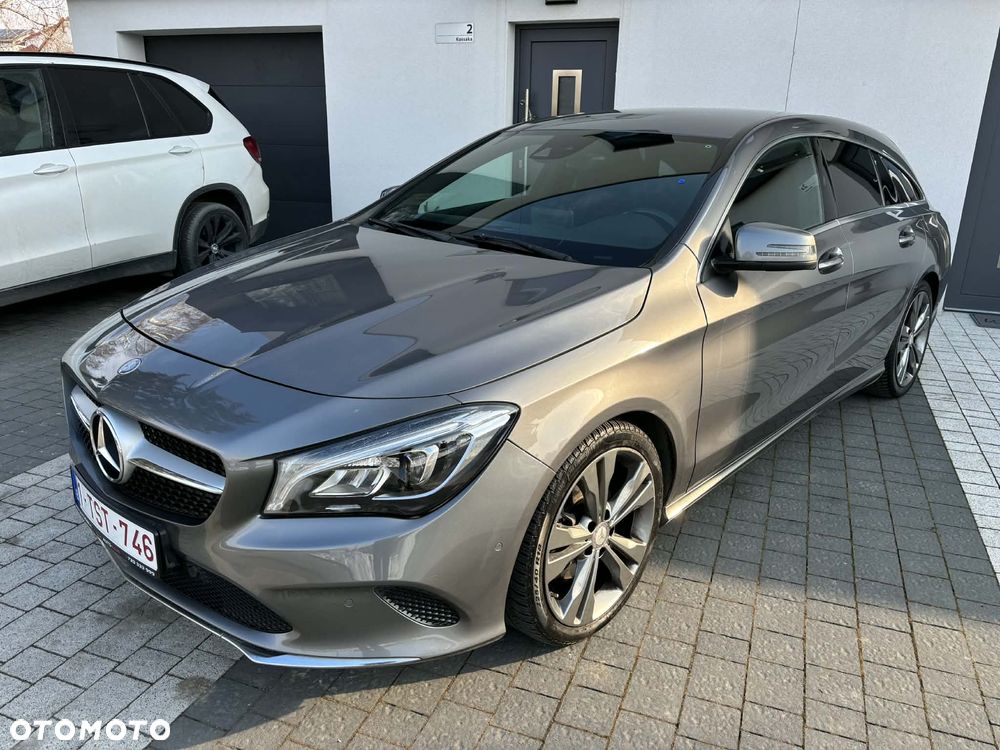 Mercedes-Benz CLA 180 Peak Edition - 2