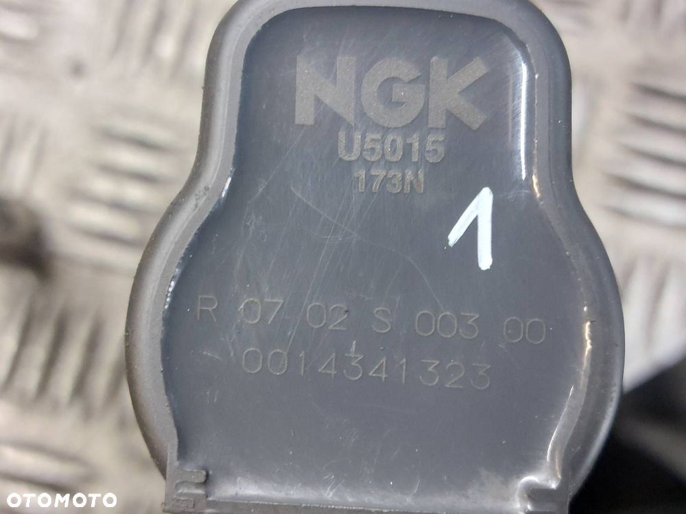CEWKA ZAPŁONOWA KOMPLET PASSAT B6 2.0 FSI 06F905115F 0040102033 NGK U5015 - 4
