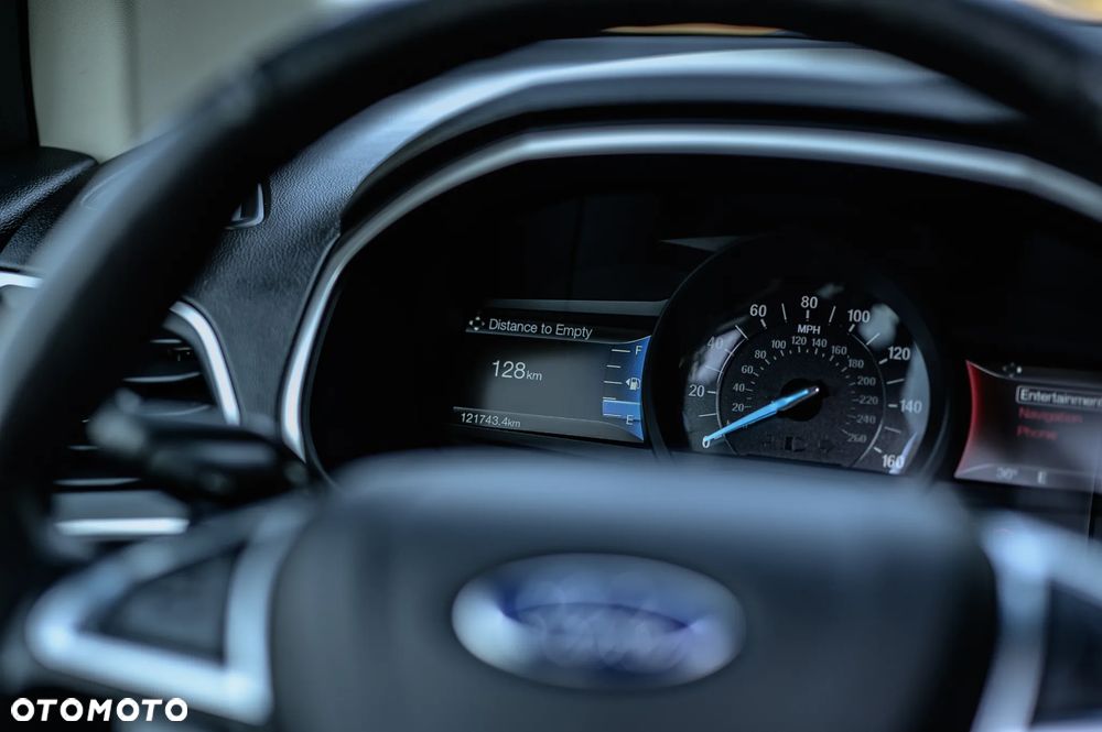 Ford Edge - 32
