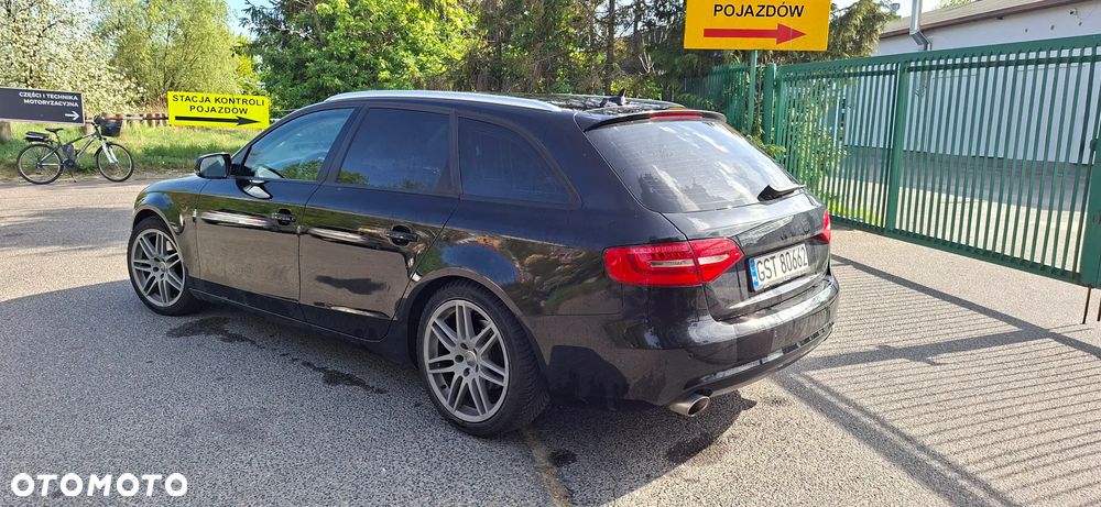 Audi A4 Avant 3.0 TDI DPF Ambiente - 12